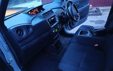 Toyota bB II рестайлинг, 2011 год, 680 000 рублей, 5 фотография