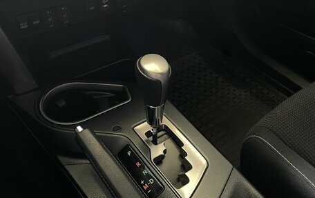 Toyota RAV4, 2017 год, 2 670 000 рублей, 13 фотография