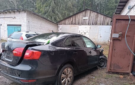 Volkswagen Jetta VI, 2011 год, 200 000 рублей, 4 фотография