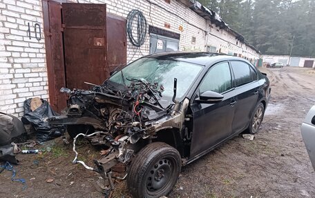 Volkswagen Jetta VI, 2011 год, 200 000 рублей, 5 фотография