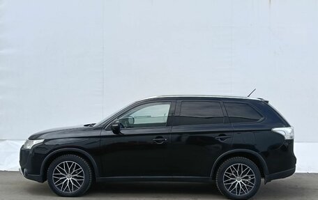 Mitsubishi Outlander III рестайлинг 3, 2014 год, 1 290 000 рублей, 8 фотография
