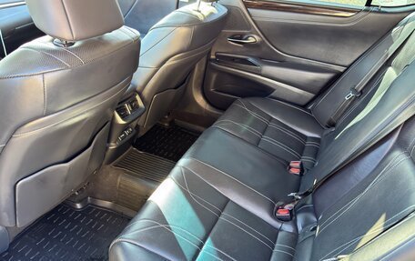 Lexus ES VII, 2019 год, 3 550 000 рублей, 10 фотография