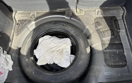 Hyundai Solaris II рестайлинг, 2012 год, 895 000 рублей, 18 фотография