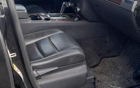 Volkswagen Touareg III, 2010 год, 800 000 рублей, 4 фотография