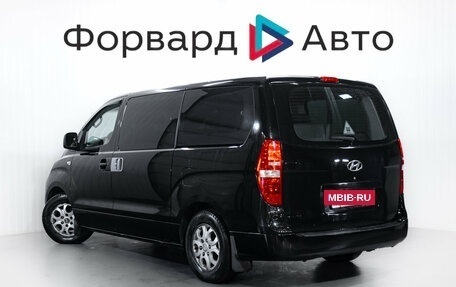 Hyundai H-1 II рестайлинг, 2011 год, 1 270 000 рублей, 6 фотография