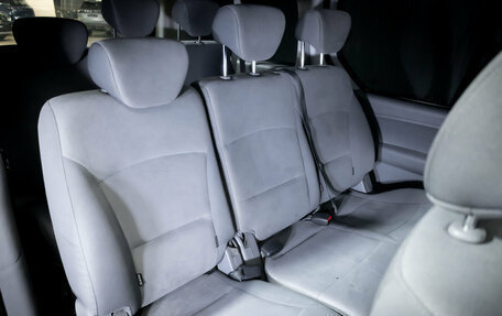 Hyundai H-1 II рестайлинг, 2011 год, 1 270 000 рублей, 20 фотография