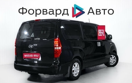 Hyundai H-1 II рестайлинг, 2011 год, 1 270 000 рублей, 8 фотография