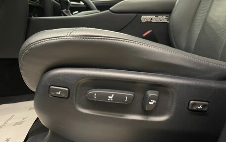 Lexus LX III, 2020 год, 9 500 000 рублей, 11 фотография