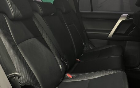 Toyota Land Cruiser Prado 150 рестайлинг 2, 2010 год, 2 950 000 рублей, 17 фотография