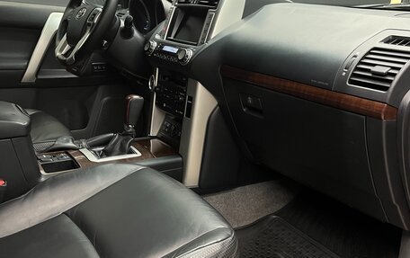 Toyota Land Cruiser Prado 150 рестайлинг 2, 2010 год, 2 950 000 рублей, 19 фотография