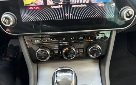 Skoda Superb III рестайлинг, 2022 год, 2 582 000 рублей, 21 фотография