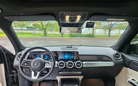 Mercedes-Benz GLB, 2023 год, 3 130 000 рублей, 13 фотография