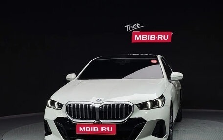 BMW 5 серия, 2024 год, 6 573 000 рублей, 1 фотография