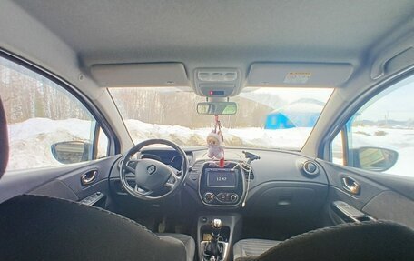 Renault Kaptur I рестайлинг, 2017 год, 1 300 000 рублей, 1 фотография