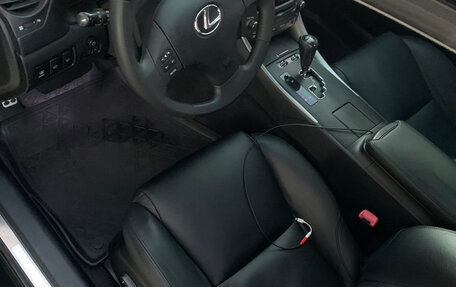 Lexus IS II рестайлинг 2, 2007 год, 1 380 000 рублей, 8 фотография