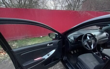 Hyundai Solaris II рестайлинг, 2014 год, 663 000 рублей, 7 фотография