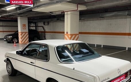 Mercedes-Benz W123, 1979 год, 4 400 000 рублей, 5 фотография