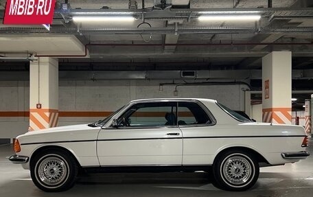 Mercedes-Benz W123, 1979 год, 4 400 000 рублей, 4 фотография