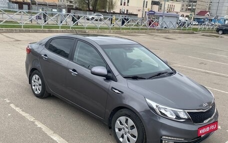 KIA Rio III рестайлинг, 2015 год, 980 000 рублей, 3 фотография