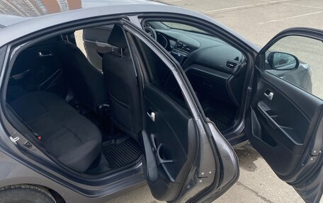 KIA Rio III рестайлинг, 2015 год, 980 000 рублей, 10 фотография