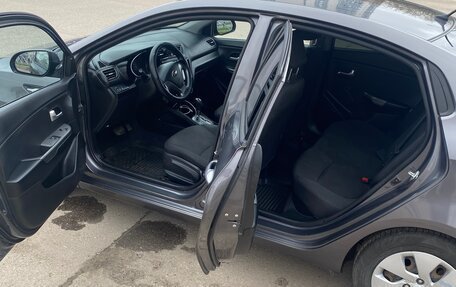 KIA Rio III рестайлинг, 2015 год, 980 000 рублей, 11 фотография