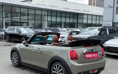 MINI Cabrio, 2019 год, 1 750 000 рублей, 2 фотография