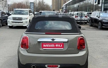 MINI Cabrio, 2019 год, 1 750 000 рублей, 9 фотография