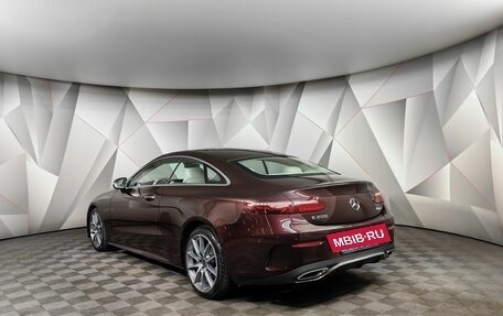 Mercedes-Benz E-Класс, 2021 год, 5 700 000 рублей, 4 фотография