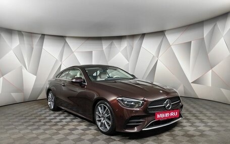 Mercedes-Benz E-Класс, 2021 год, 5 700 000 рублей, 3 фотография