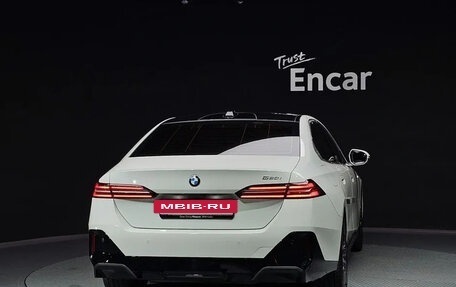 BMW 5 серия, 2024 год, 6 573 000 рублей, 3 фотография