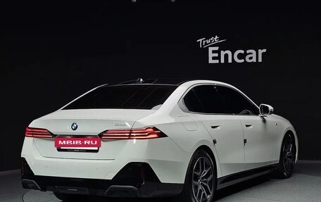 BMW 5 серия, 2024 год, 6 573 000 рублей, 4 фотография