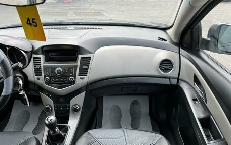 Chevrolet Cruze II, 2011 год, 619 000 рублей, 18 фотография
