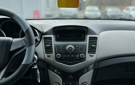 Chevrolet Cruze II, 2011 год, 619 000 рублей, 19 фотография