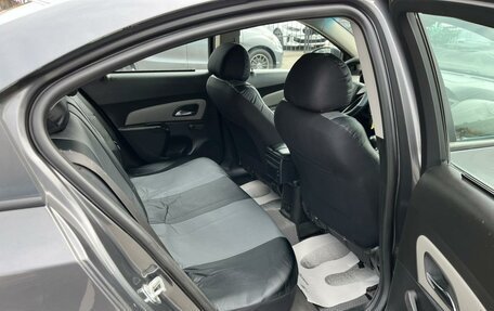 Chevrolet Cruze II, 2011 год, 619 000 рублей, 12 фотография