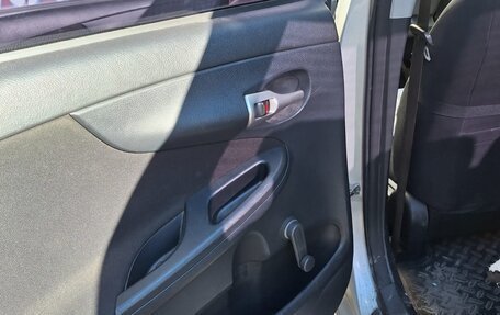 Toyota Corolla, 2010 год, 780 000 рублей, 11 фотография