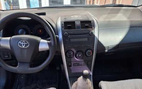 Toyota Corolla, 2010 год, 780 000 рублей, 14 фотография