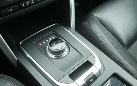 Land Rover Discovery Sport I рестайлинг, 2015 год, 2 299 900 рублей, 11 фотография