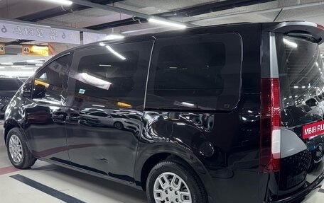 Hyundai Staria, 2021 год, 5 400 000 рублей, 4 фотография