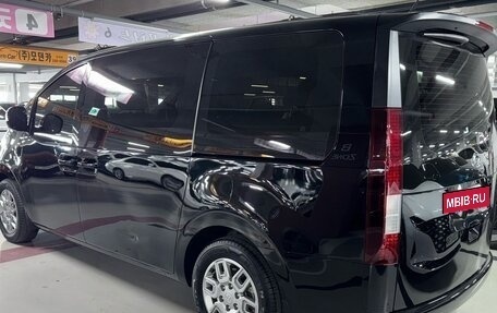 Hyundai Staria, 2021 год, 5 400 000 рублей, 8 фотография