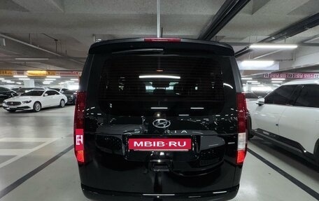 Hyundai Staria, 2021 год, 5 400 000 рублей, 5 фотография