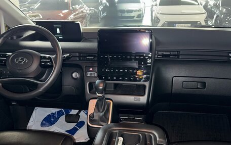 Hyundai Staria, 2021 год, 5 400 000 рублей, 22 фотография