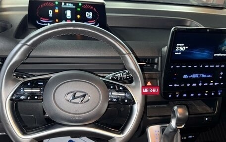 Hyundai Staria, 2021 год, 5 400 000 рублей, 24 фотография