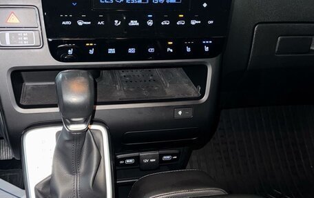 Hyundai Staria, 2021 год, 5 400 000 рублей, 26 фотография