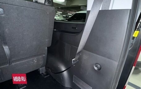 Hyundai Staria, 2021 год, 5 400 000 рублей, 28 фотография