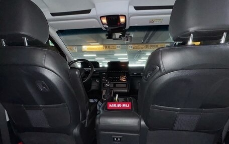 Hyundai Staria, 2021 год, 5 400 000 рублей, 30 фотография