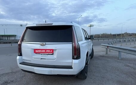 Cadillac Escalade IV, 2019 год, 5 499 999 рублей, 3 фотография