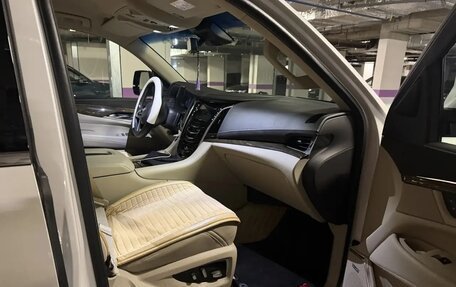 Cadillac Escalade IV, 2019 год, 5 499 999 рублей, 6 фотография