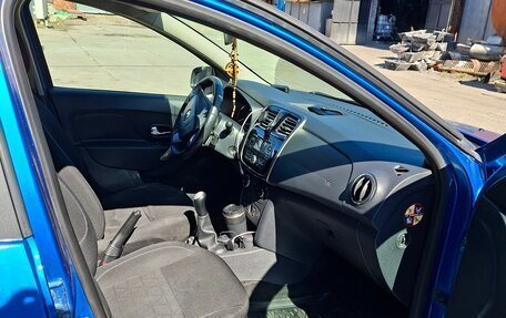 Renault Sandero II рестайлинг, 2017 год, 850 000 рублей, 13 фотография