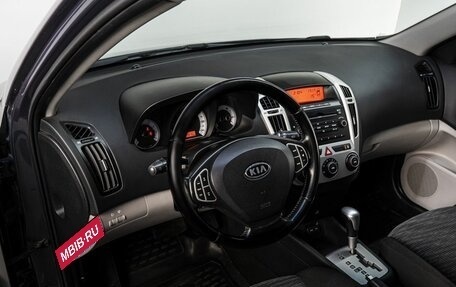 KIA cee'd I рестайлинг, 2009 год, 899 000 рублей, 10 фотография