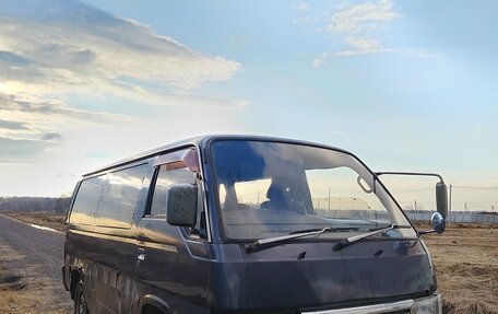 Nissan Caravan III, 1996 год, 135 000 рублей, 3 фотография